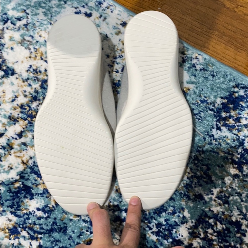 Allbirds - Picture 2 of 2